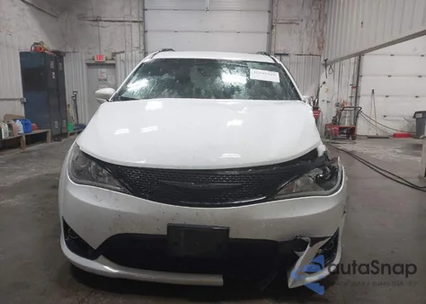 2020 Chrysler Pacifica Awd Launch Edition z USA, uszkodzony, nr VIN 2C4RC3BG3LR267802